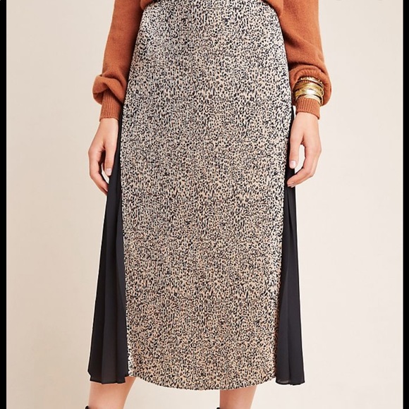 Riley Leopard Midi Skirt from Anthropologie - Picture 2 of 8